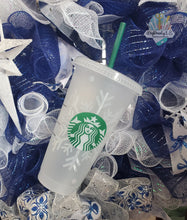 Load image into Gallery viewer, Snowflakes Starbucks Cup | Color Changing Design | Venti Cold Cup | Snowflakes